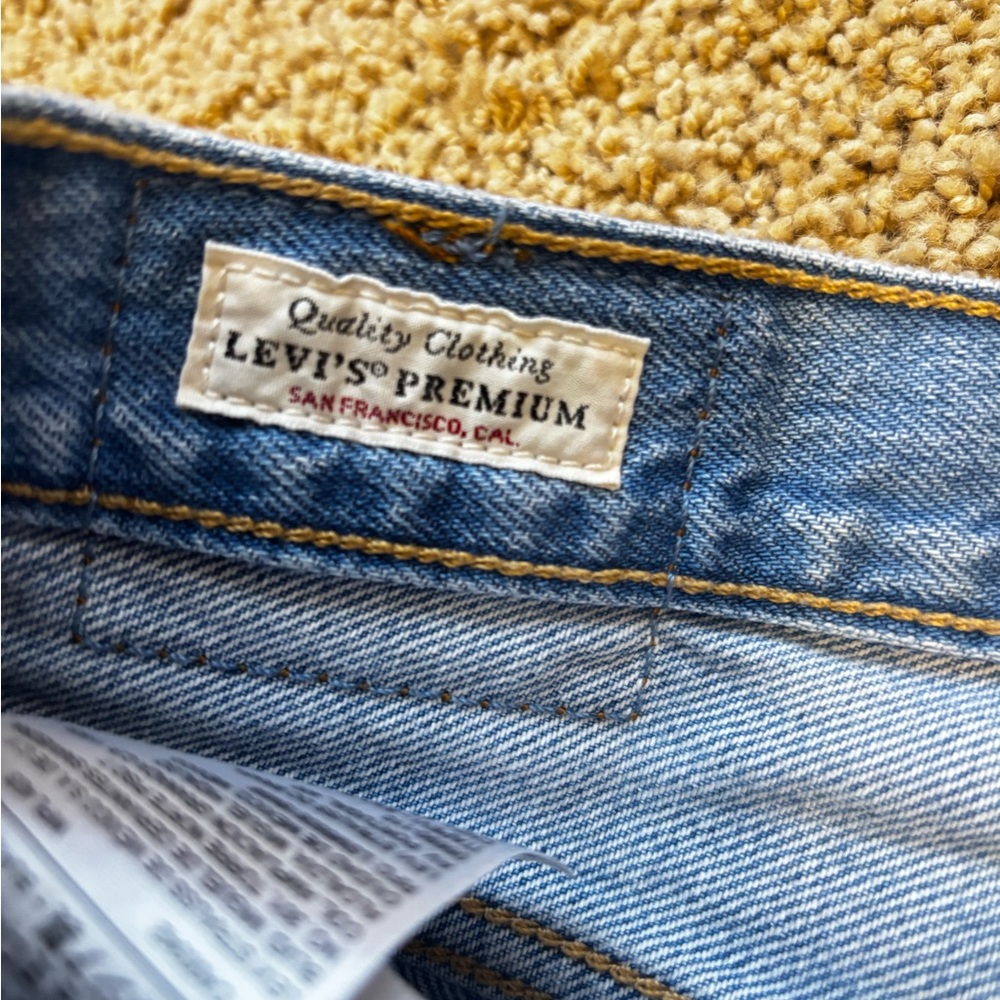Levi’s 501 Premium Original Fit Mid-Thigh Women’s Shorts | Size: 29 - Picture 3 of 12